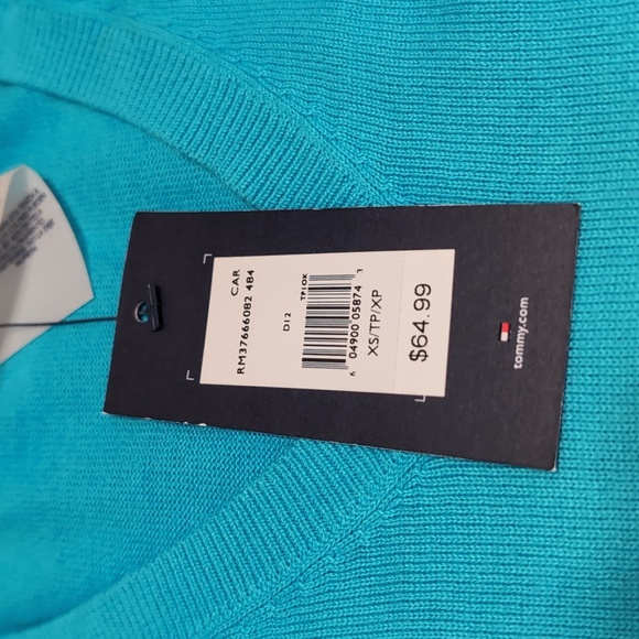 Tommy Hilfiger Ombre V-Neck Sweater - Picture 5 of 9